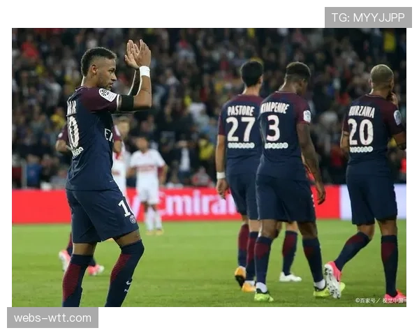 巴黎圣日耳曼主场迎战摩纳哥,法甲榜首战前瞻